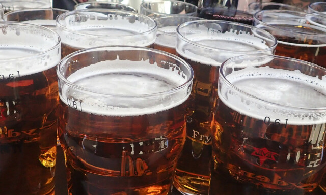 image: Innfører strakstiltak for serveringsbransjen